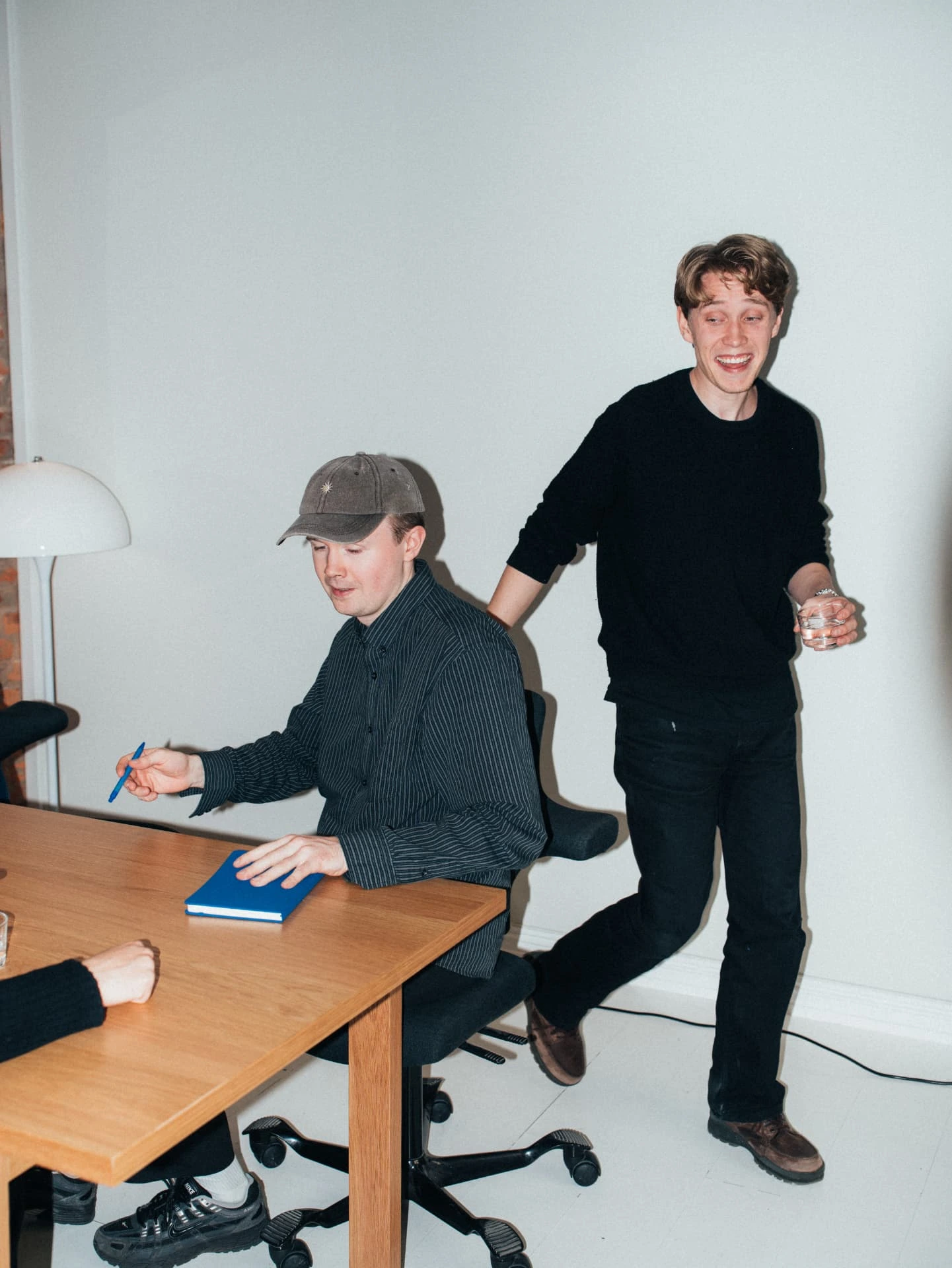 Eplehagen Film på opptak i studio